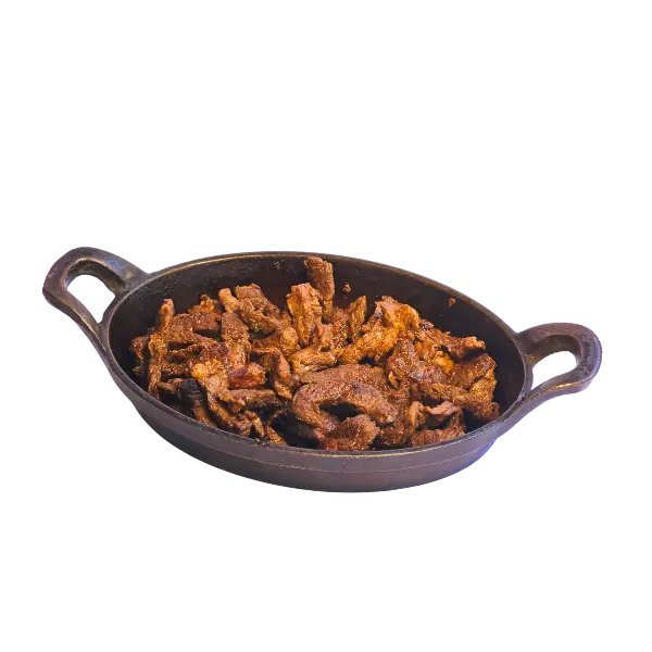 Rump steak strips with onions and toasted bread