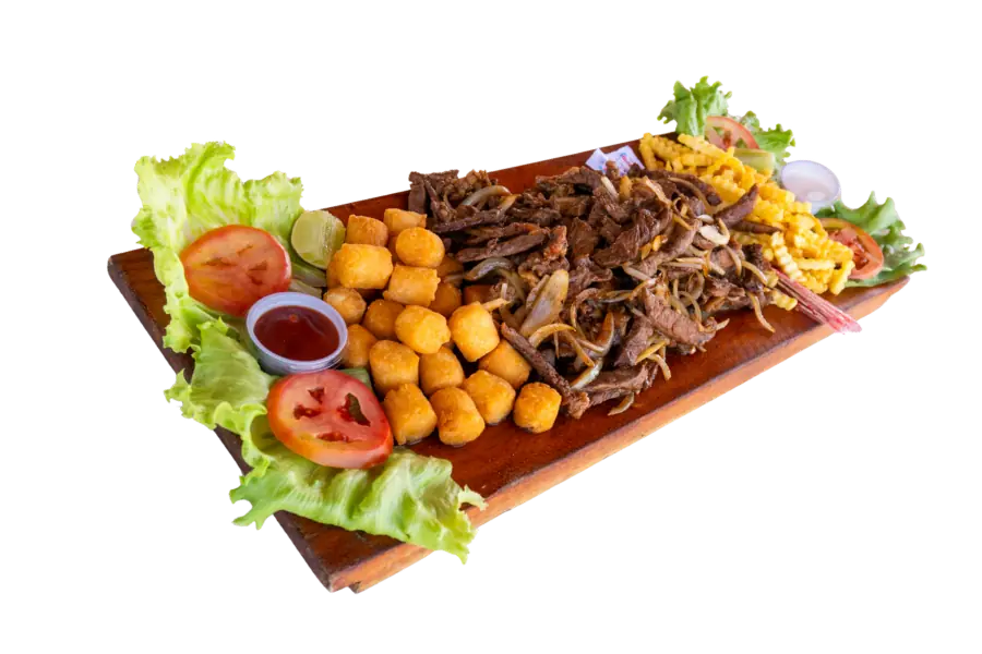 Praia da Figueira Board, with rump steak, sausage, fried chicken and onion rings
